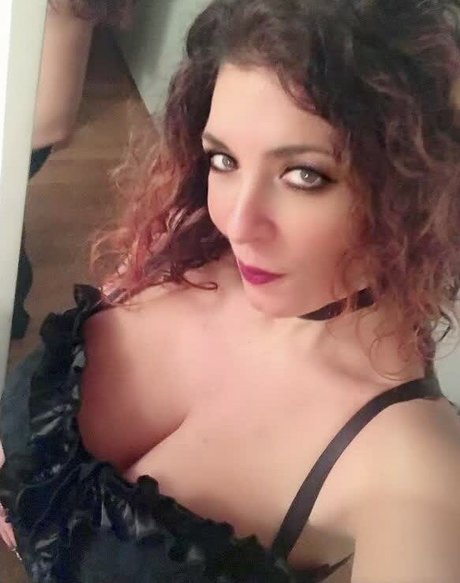 Betty LaRouge nudes model picture