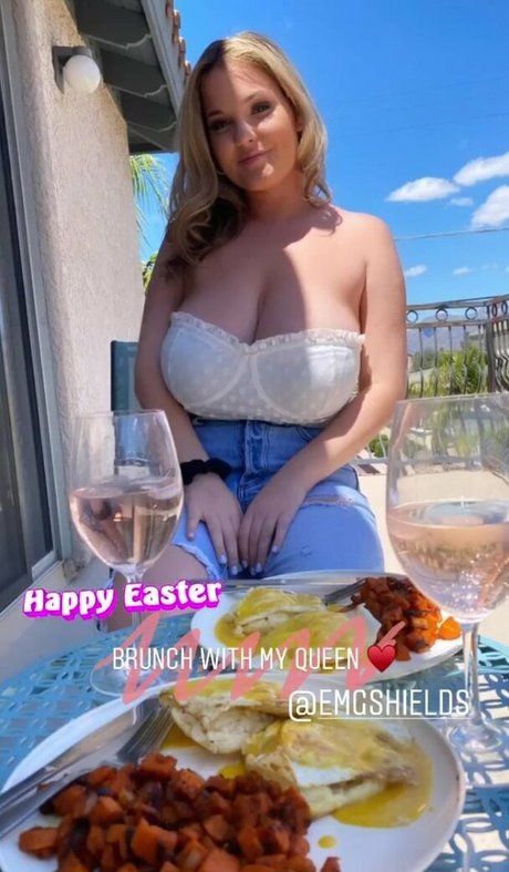 Emma Greenshields erotic star galleries