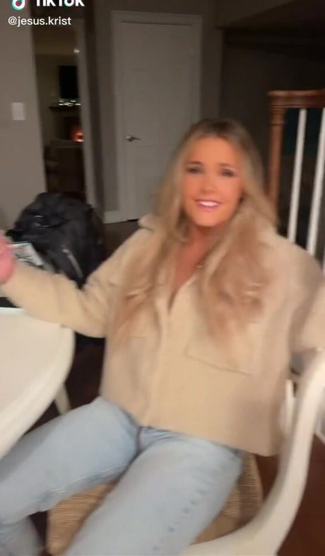 Emma Greenshields star nude galleries