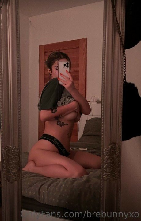 brebunnyxo model photos