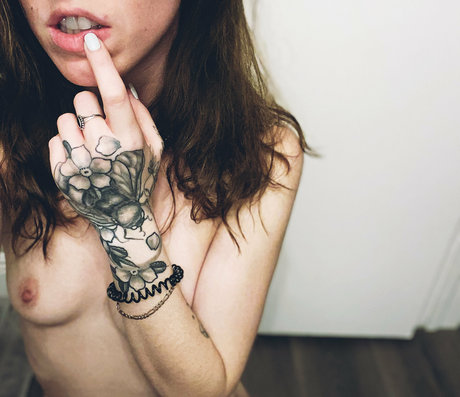 daddyzlittlesecret beautiful actress img