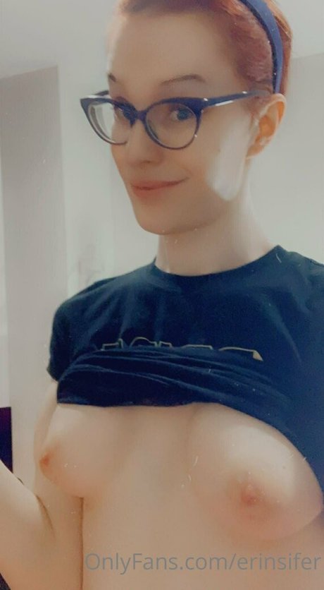 erinsifer exclusive pornstar image