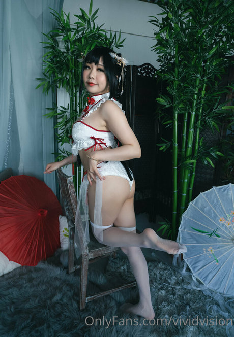 vividvision hot star photos