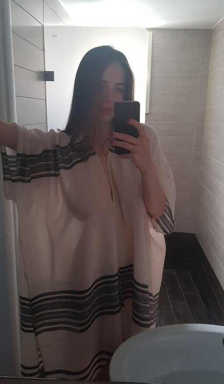 cabiriaxxx nude pornstar pictures