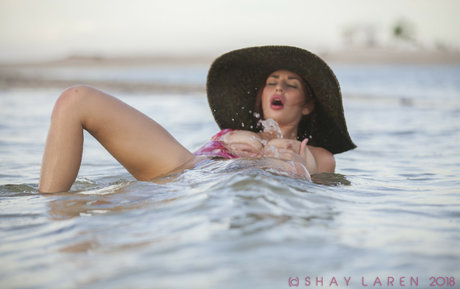 Shay Laren porn model archive