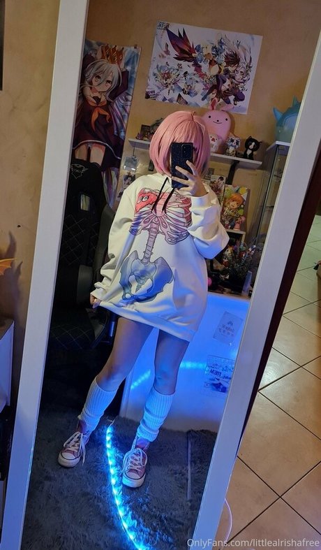 littlealrishafree star nude picture