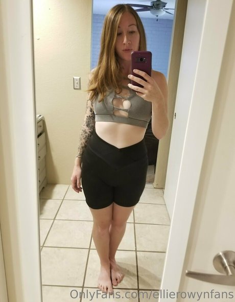 ellierowynfans pornstar nudes image