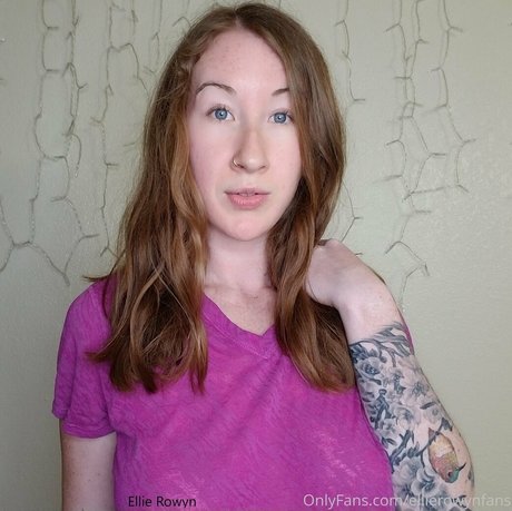 ellierowynfans model picture