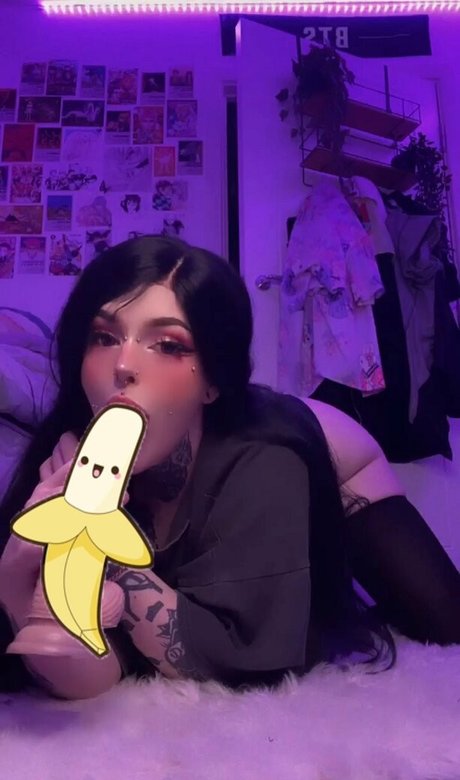 annxhxlated pornographic actress img