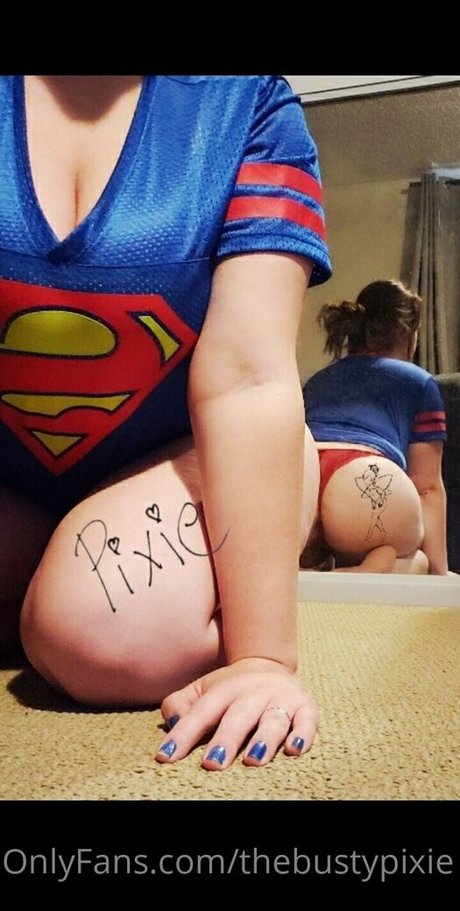 thebustypixie pretty pornstar photo