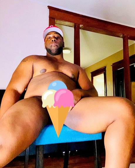 xo bigga free nude model pictures