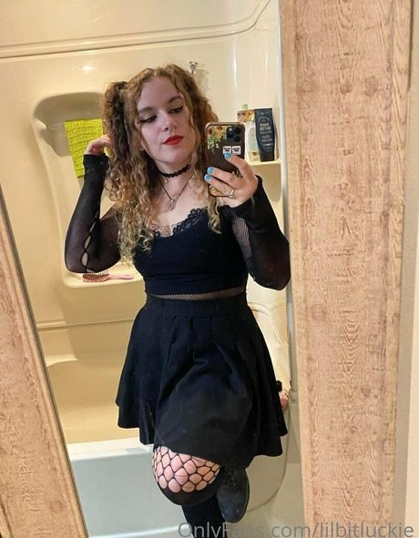 lilbitluckie free model img