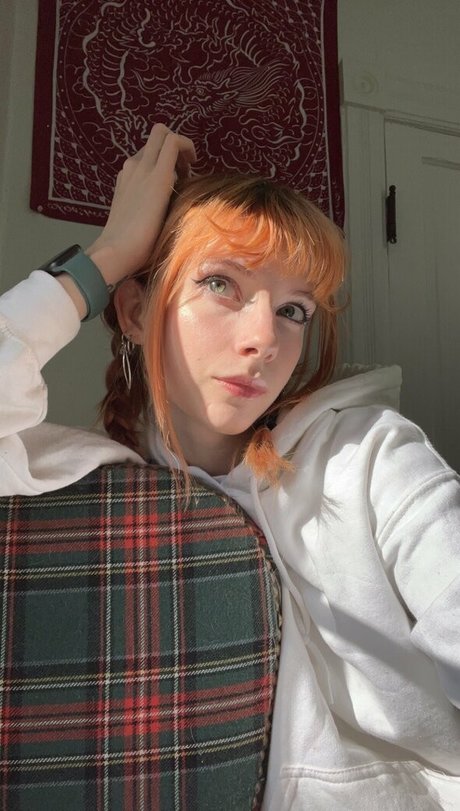 selflovemary sexy model photos