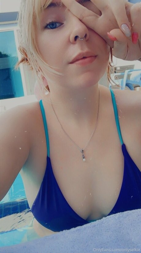 onlyselkie model nice img