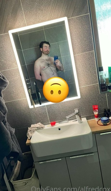 alfredcox star naked img