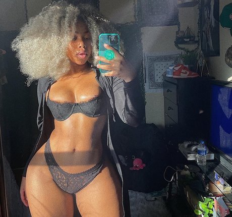 liamirandalinzy pornstar naked pic