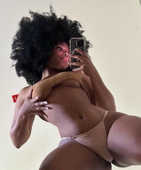 curly ebony onlyfans art naked photo