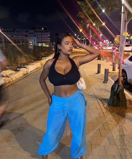 JustNati hd model images