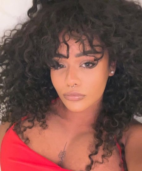 JustNati model exclusive img