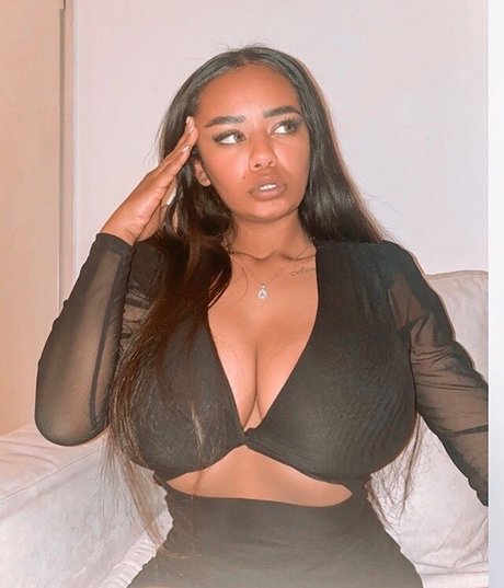 hairy armpits onlyfans erotic pictures