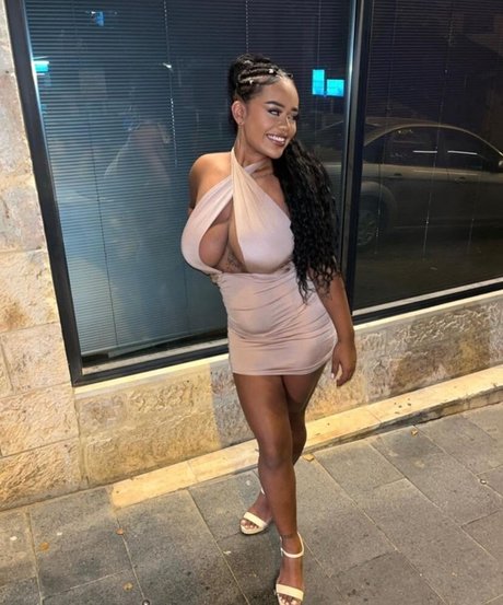 JustNati pretty pornstar pics