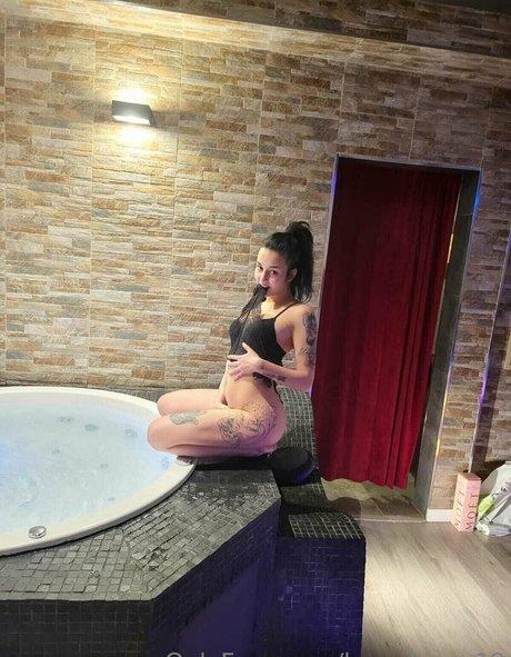 luucyluucy19 pornstar perfect photo