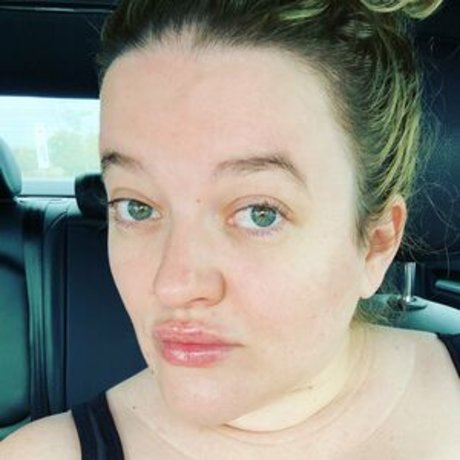 LulaRanae exclusive model picture