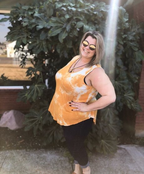 plussize andfine pornstar hd img