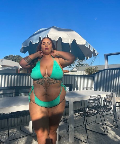 big tits squirt onlyfans beautiful naked pic