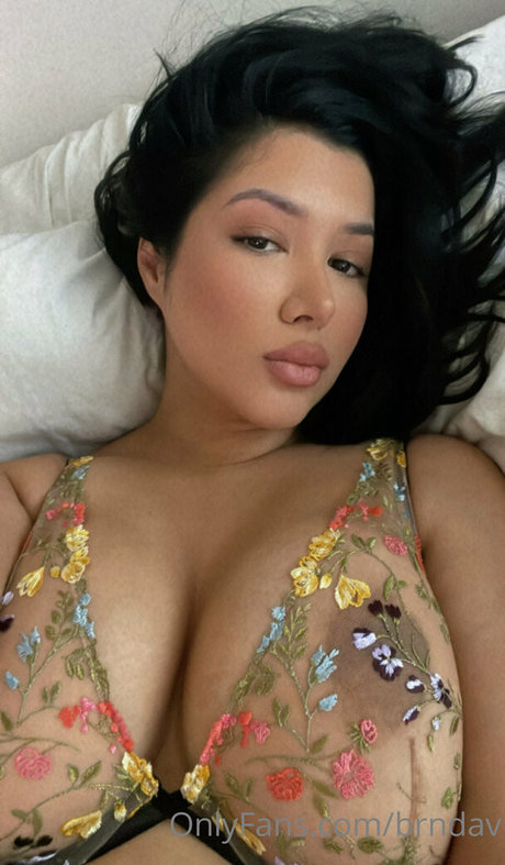 Brndav pretty pornstar photo