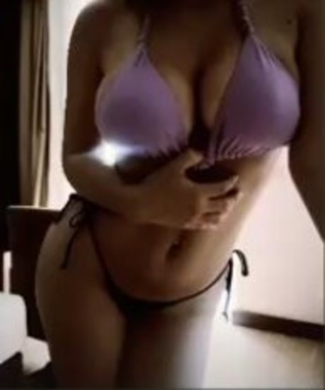 Alena Maier hot actress image