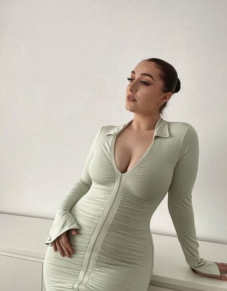 Sammie Warren pretty pornstar archive