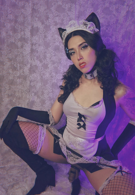 Emily Yunicorn adult actress gallery