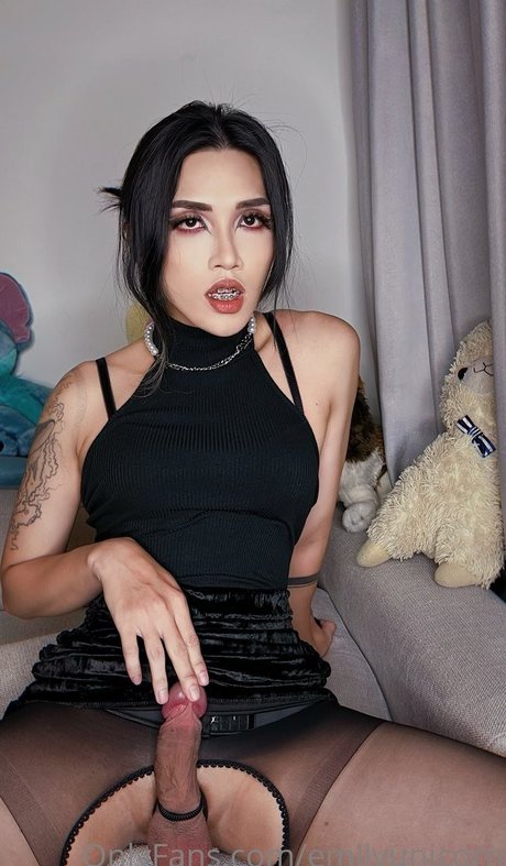 Emily Yunicorn model sexy archive