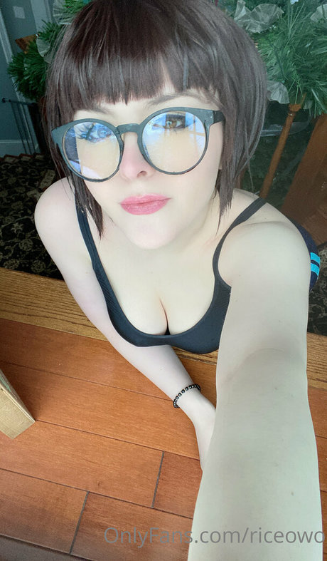 riceowo model nude img