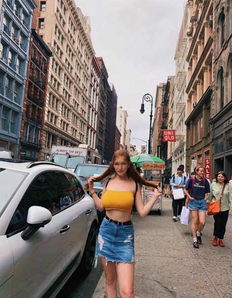 emilyyfiore high quality model img