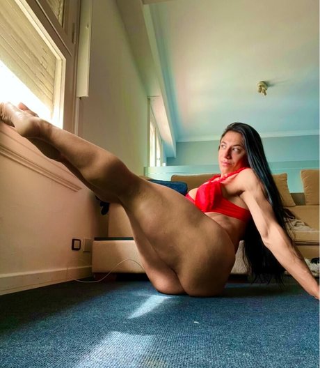 LizetOfficial pornstar perfect photo