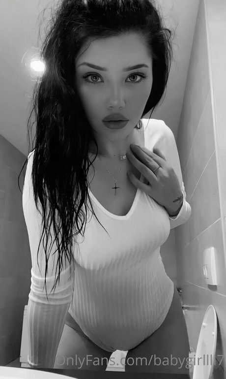 babygirllll7 model art galleries