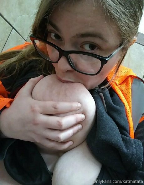 katmatata hot actress images