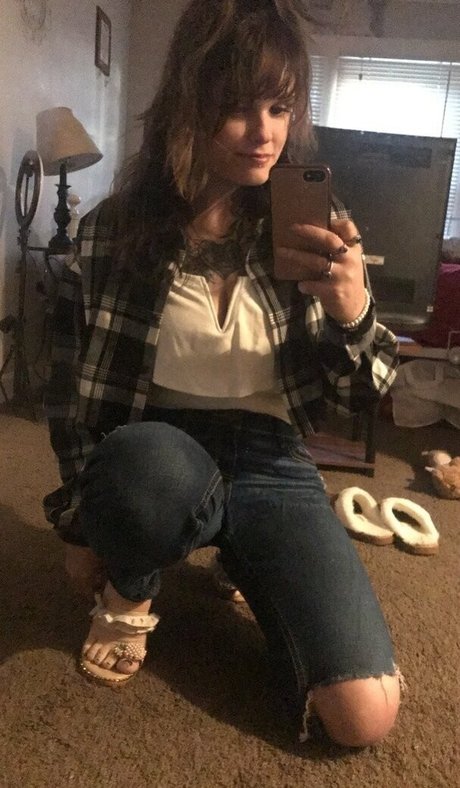 myrose0413 Profile pic