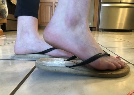 brittneysoles free pornstar photo