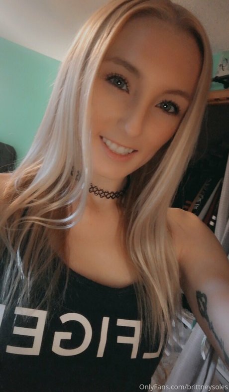 brittneysoles model adult pic