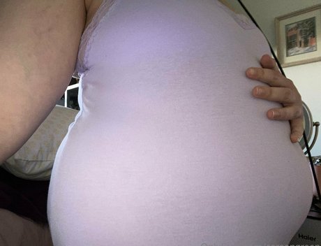 carsongreen pretty model img