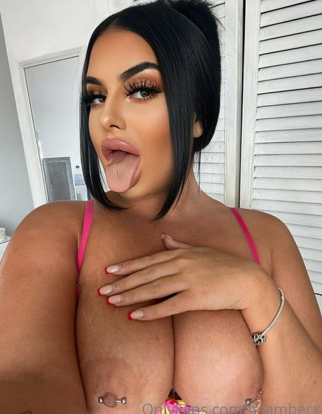 itsamberx perfect star photo