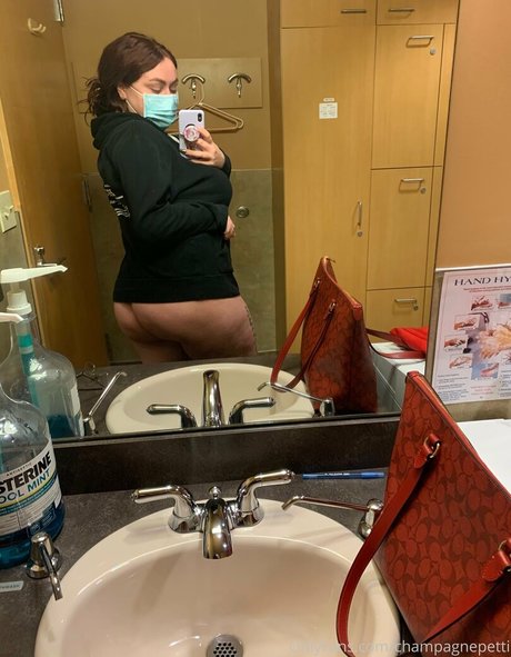 champagnepetti model nudes image