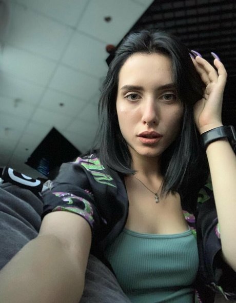 lilu666m erotic actress image