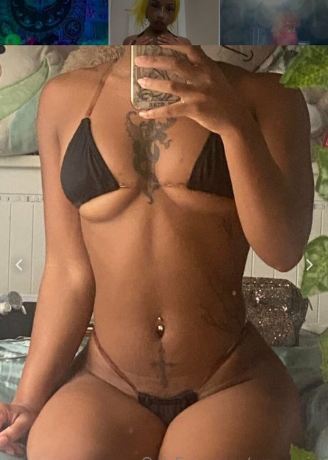 Crazyaniya naked model photos