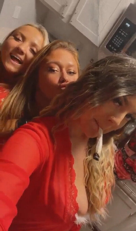 Rachel S Quick model image