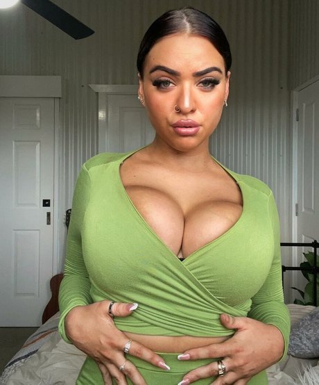 amateur lesbian onlyfans beautiful nude archive