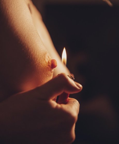 ex0ticred model perfect pictures